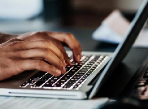 MEC vai fornecer internet a alunos de baixa renda de instituições federais