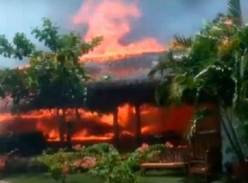 Incêndio atinge hotel de luxo em Porto Seguro; não há informações sobre feridos