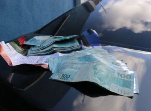 Operação do MP-BA encontra R$ 5 mil, armas e carro alugado pela AL-BA em sede da Aspra