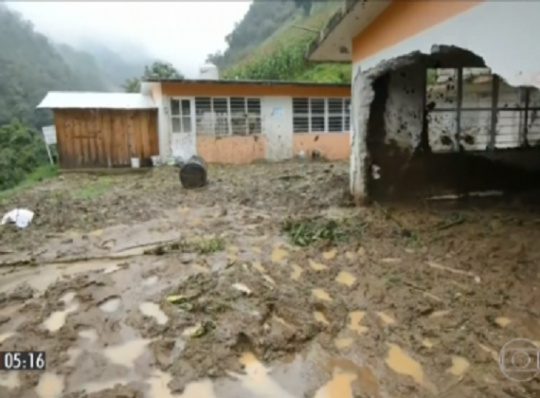 Tempestade tropical Earl deixa 40 mortos e mais de 200 desabrigados no México