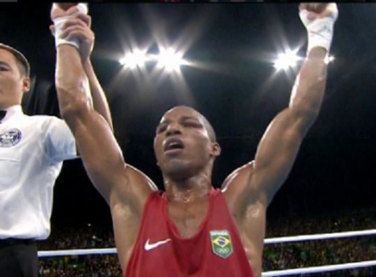 Robson Conceição faz história e conquista segundo ouro olímpico da história da Bahia