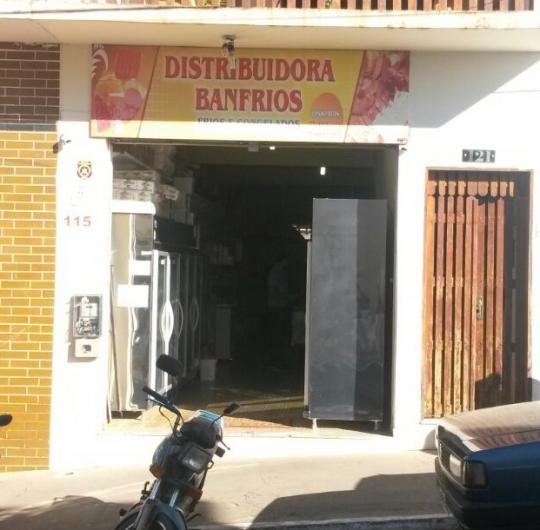 Distribuidora BanFrios: frios e congelados