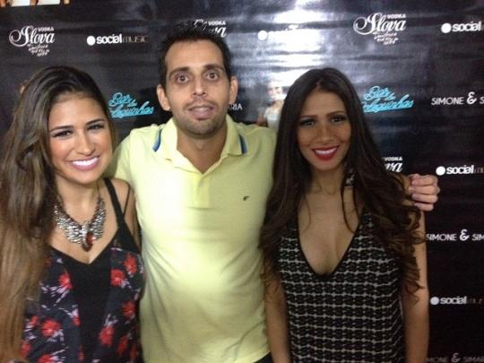 NEI TRINDADE AGRADECE AO PÚBLICO PELO SUCESSO DO FORRÓ VIP. CONFIRA NOVAS FOTOS!