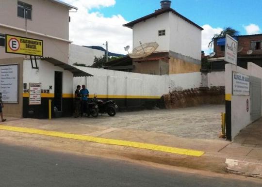 LIVRAMENTO: INAUGURADO ESTACIONAMENTO BRASIL