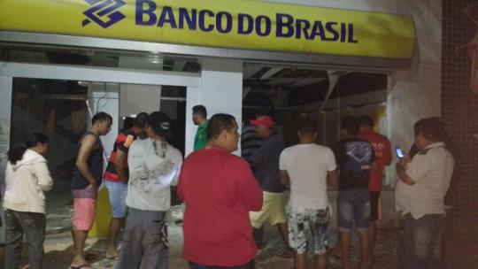 Chapada: Bandidos explodem agência do Banco do Brasil em Boninal