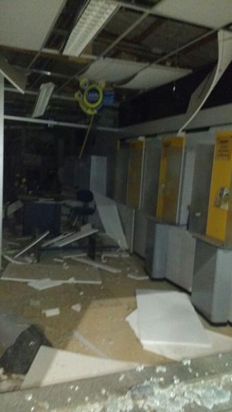 Chapada: Bandidos explodem agência do Banco do Brasil em Boninal