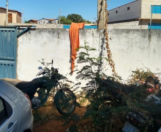 LIVRAMENTO: DOIS DETENTOS FUGIRAM DA DELEGACIA DE POLÍCIA NA MANHÃ DESTA SEGUNDA-FEIRA (06)