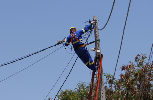 Sem cobrança de taxa, conta de luz fica mais barata a partir desta sexta
