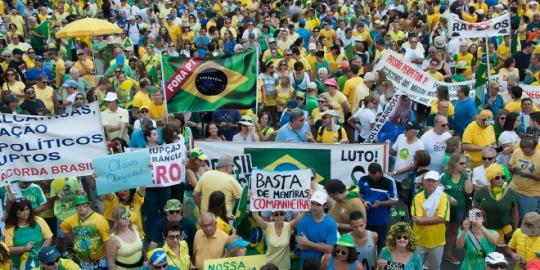 Governo fica surpreso com tamanho da manifestação e aliviado com caráter pacífico