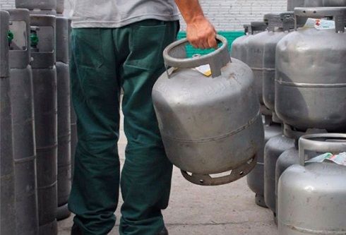 Petrobras anuncia aumento de 5,9% do gás de cozinha nas distribuidoras
