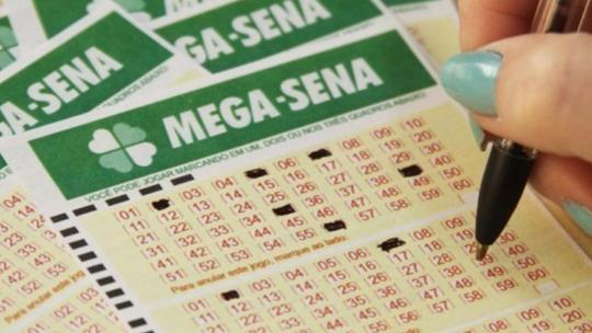 Mega-Sena acumulada pode pagar R$ 25 milhões nesta quarta-feira
