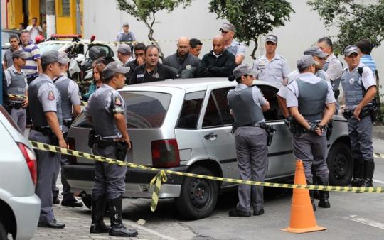 Dilma sanciona lei que torna crime hediondo assassinato de policiais