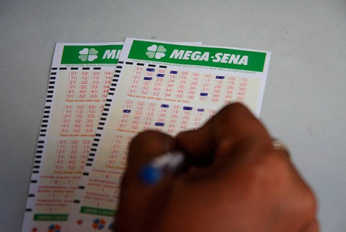 Mega-Sena acumula e pode pagar R$ 25 milhões no próximo sorteio; veja dezenas