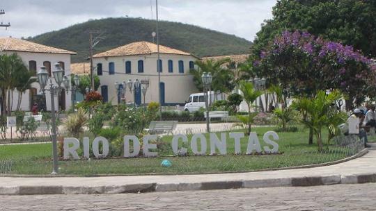 RIO DE CONTAS: JUSTIÇA DETERMINA QUE PREFEITO ANULE NOMEAÇÕES DE SERVIDORES TEMPORÁRIOS E COMISSIONADOS QUE OCUPEM CARGOS OFERTADOS NO CONCURSO PÚBLICO DE 2014