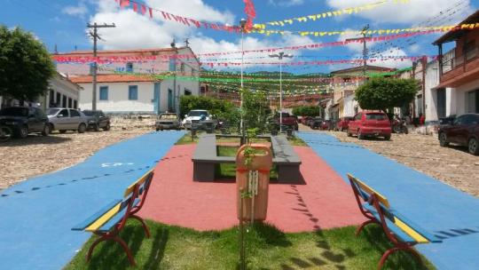 ABAÍRA: INAUGURADA PRAÇA JOÃO HIPÓLITO RODRIGUES NO DISTRITO DE CATOLÉS