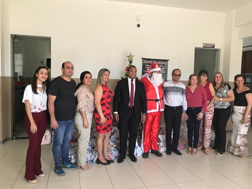 LIVRAMENTO: NATAL SOLIDÁRIO DO TJBA REALIZOU SOLENIDADE PARA ENTREGA DE DOAÇÕES ÀS CRIANÇAS