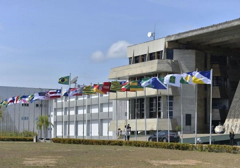 Ao menos nove deputados desejam disputar presidência da AL-BA; lista tem Nelson Leal