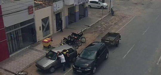 Bahia: Cinco homens morrem após explodirem agência bancária em Olindina