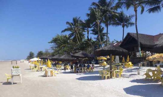 Ilhéus: Notificação determina derrubada de cabanas de praia