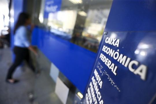 Saque do FGTS para não clientes da Caixa nascidos em novembro ou dezembro começa hoje
