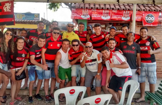 TORCIDA ORGANIZADA DO FLALIVRAS COMEMOROU A SEXTA VITÓRIA CONSECUTIVA DO MENGÃO