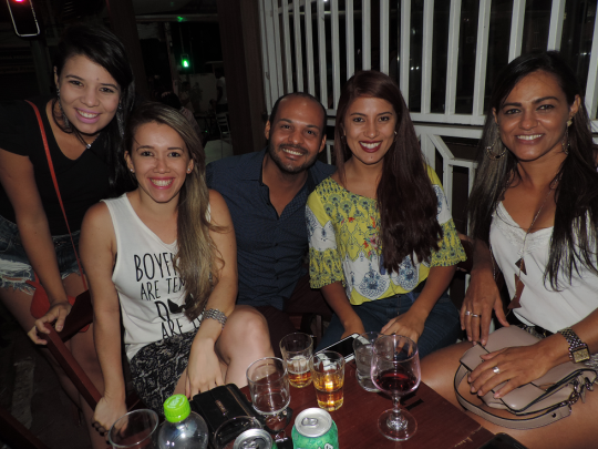 LIVRAMENTO: SEXTA-FEIRA DE SOM AO VIVO E MUITA ANIMAÇÃO NO BOCA'S GRILL 