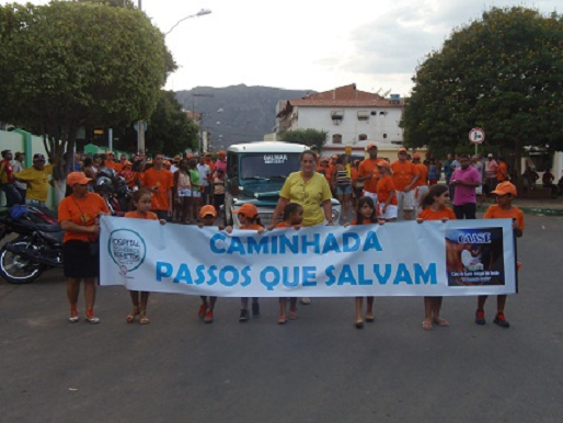 LIVRAMENTO: CAASE REALIZOU SÁBADO CAMINHADA PARA COMBATER CÂNCER INFANTO-JUVENIL