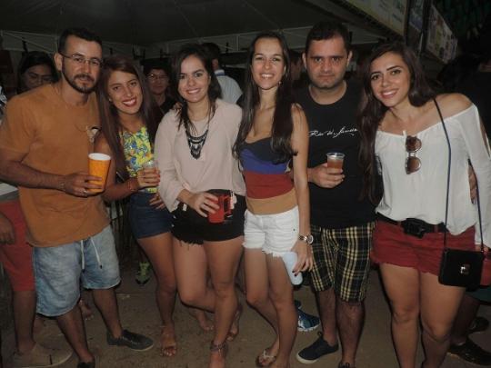 ABAÍRA RECEBE ODONTOMÓVEL