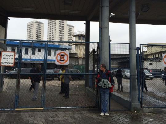 Vice-presidente do Facebook deixa presídio após obter habeas corpus