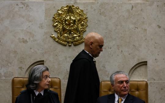 Alexandre de Moraes toma posse e assume vaga de Teori no Supremo