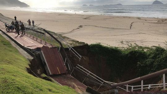 Temporal no Rio deixa 3 mortos; Prefeitura pede deslocamentos apenas à tarde