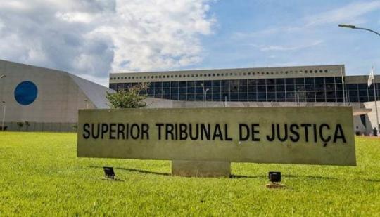 Justiça libera revisão que inclui todos os salários na aposentadoria do INSS