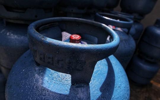 Gastos de baianos com água, energia e gás de cozinha aumentam na pandemia