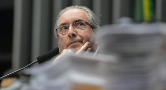 Teori afasta Eduardo Cunha do mandato na Câmara