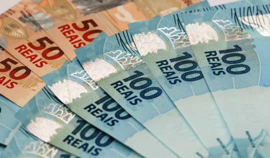 Prêmio acumula e Mega-Sena pode pagar R$ 15 milhões no sábado