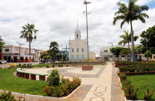 TCM julga improcedente denúncia contra prefeito de Dom Basílio