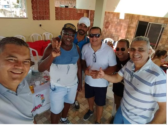 Coluna social: Alfredão festejou mais um aniversário com a tradicional feijoada