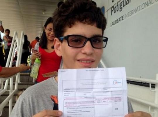Enem: 364 são eliminados no primeiro dia; MEC alerta para uso de detectores