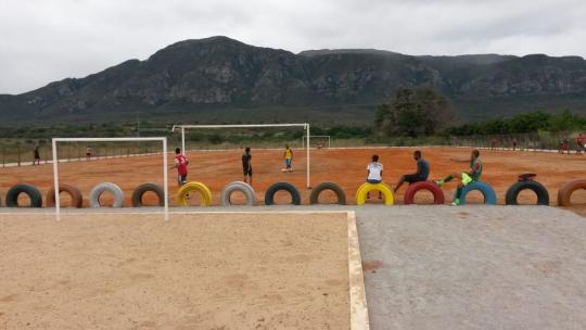 LIVRAMENTO: Empresários constroem centros esportivos comunitários