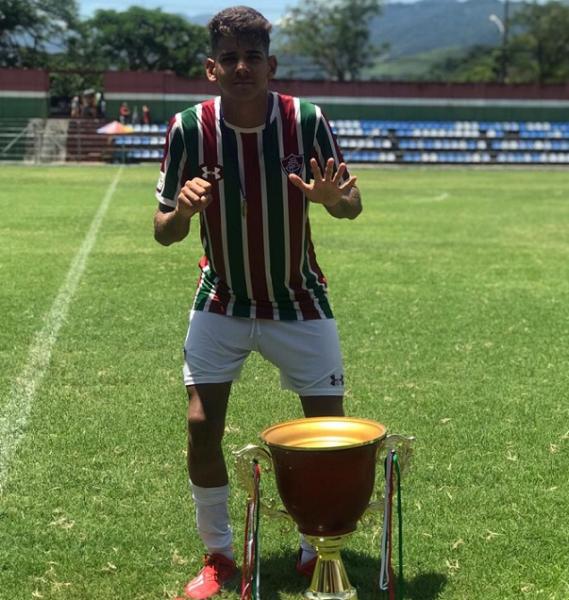 Livramentense João Neto é artilheiro e bicampeão da Copa Internacional Xerém Sub-16