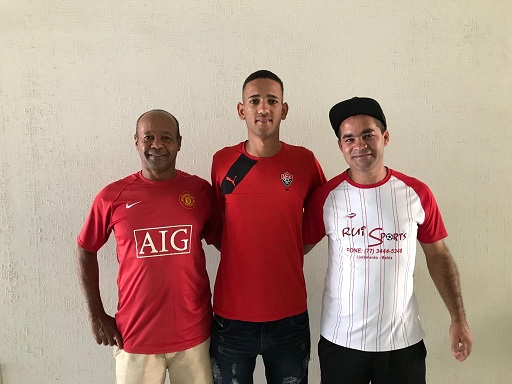 LIVRAMENTENSE LUAN MIGUEL VAI ASSINAR CONTRATO PROFISSIONAL COM O E.C. VITÓRIA