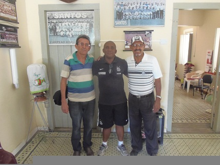 LIVRAMENTO: EX-ATACANTE DO SANTOS VISITA SALÃO DE DANIEL CABELEIREIRO