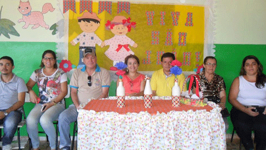 SECRETÁRIO DE EDUCAÇÃO PRESTIGIA FESTAS JUNINAS DAS ESCOLAS E  CRECHES DA REDE MUNICIPAL