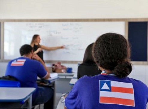 SEC estuda testes de Covid-19 e protocolos por município para retorno das aulas