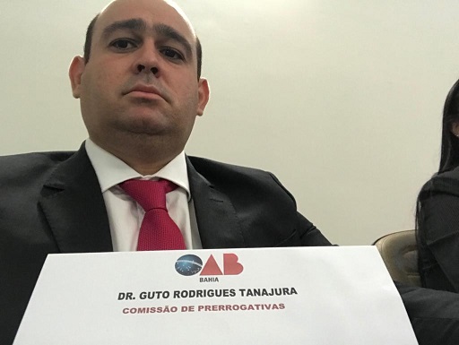 ADVOGADO GUTO TANAJURA CONCEDEU ENTREVISTA PARA RÁDIO 88 FM SOBRE AS ELEIÇÕES 2018