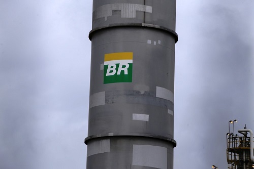 Petrobras aumenta preço da gasolina em 2,5% nas refinarias