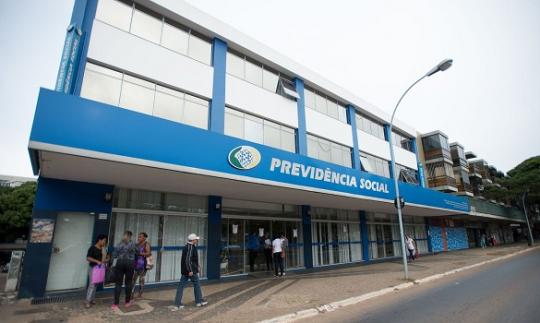 INSS prorroga interrupção de bloqueio de benefícios