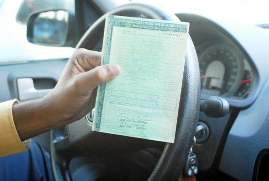 Contribuintes têm até 5 de fevereiro para pagar IPVA com 10% de desconto