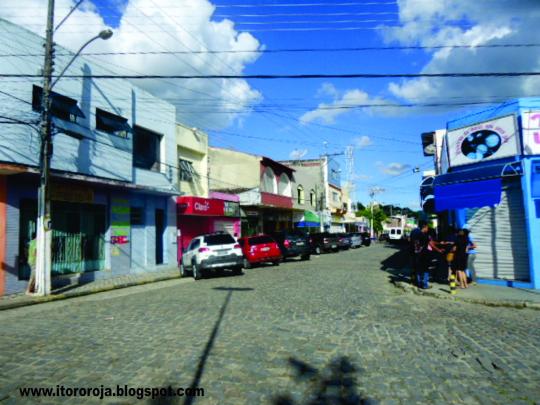 Médico é afastado após sacar arma para pai de paciente