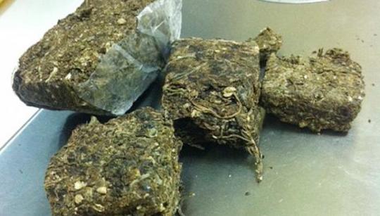 Uruguai chega a acordo com farmácias para venda de maconha